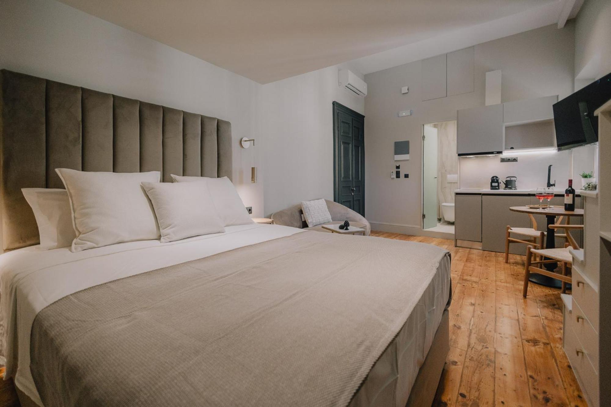 Sanrocco Suites -Corfu Town Luxury Apartments Eksteriør billede